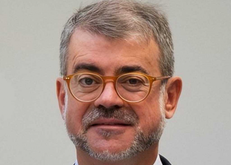 Entrega de la corbata al pregonero